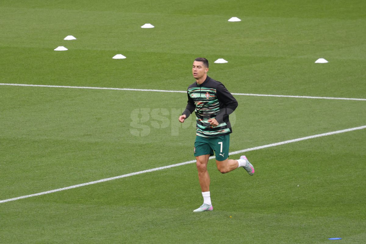 Spania, inaintea meciului cu Portugalia