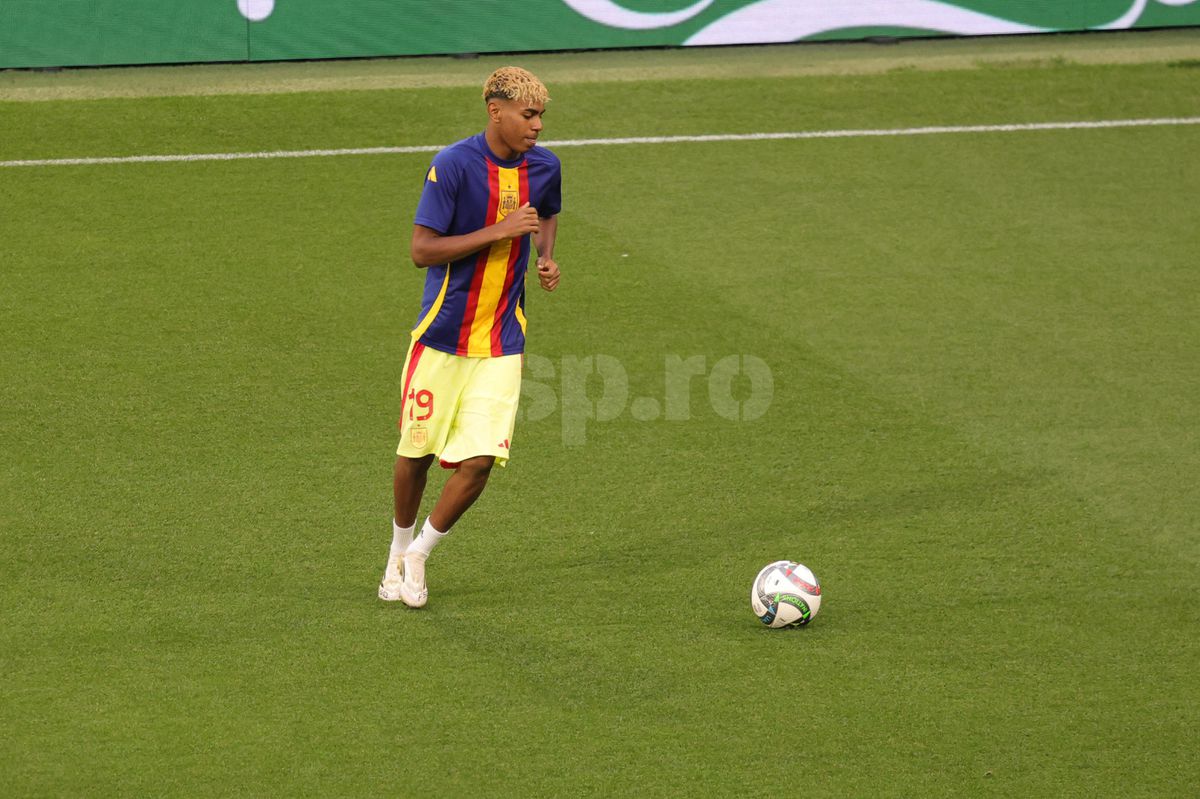 „Siuuuuuu” » Cadru cu cadru: ce s-a întâmplat pe Allianz Arena, imediat după ce Cristiano Ronaldo a ieșit pe teren pentru finala cu Spania