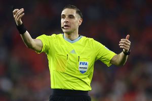 A fost anunțat arbitrul care va conduce România - Cipru » A fost centralul brigăzii care a provocat cel mai mare scandal din sezonul trecut al Champions League