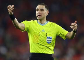 A fost anunțat arbitrul care va conduce România - Cipru » A fost centralul brigăzii care a provocat cel mai mare scandal din sezonul trecut al Champions League