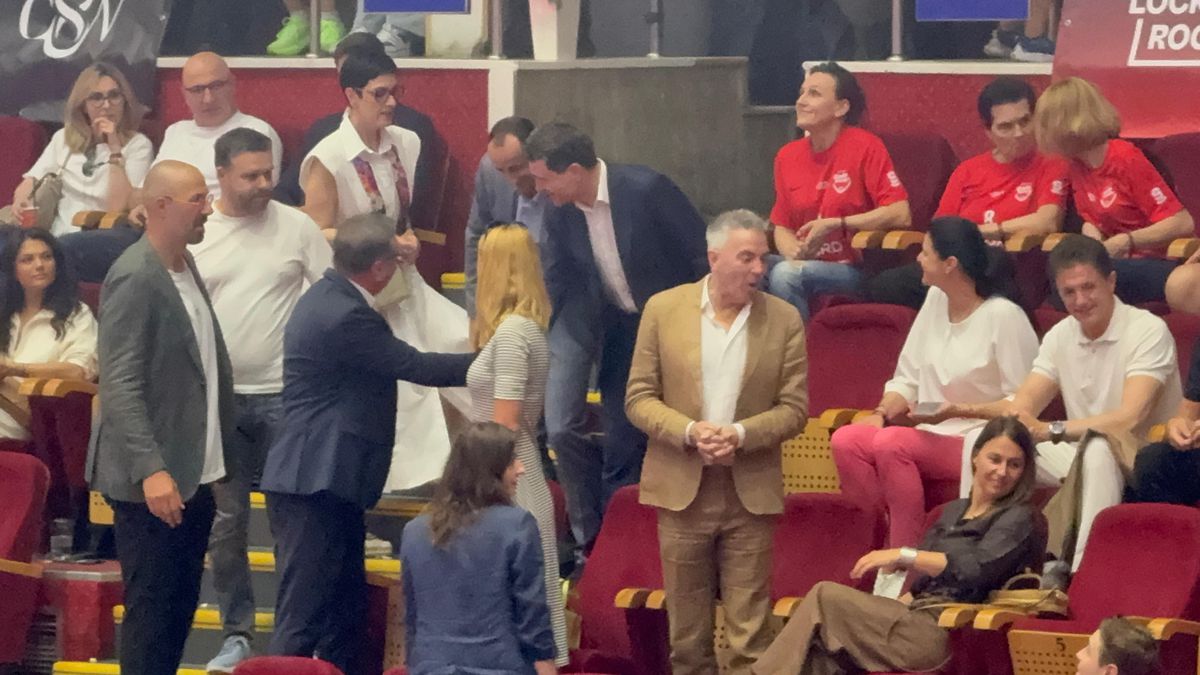 Președintele Nicușor Dan s-a ținut de cuvânt și a venit la Gala Neagu: cum a reacționat sala când și-a făcut apariția