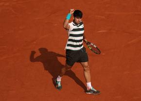 Jannik Sinner - Carlos Alcaraz, în finala de la Roland Garros » Trei mingi de meci salvate de numărul 2 mondial