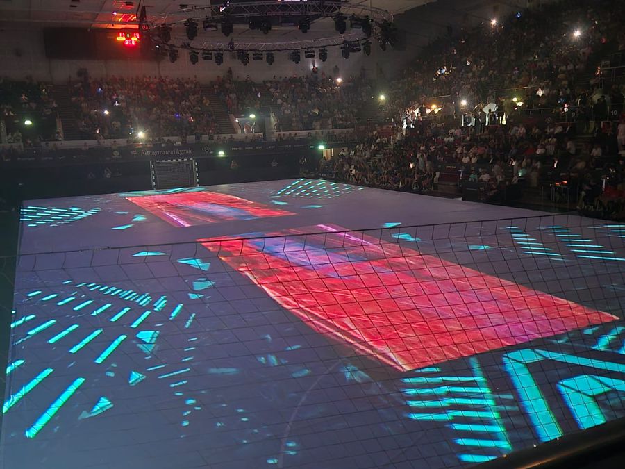 Cele mai tari momente de la Gala Neagu » Cristina și-a luat adio de la fani la Polivalentă, într-un eveniment demn de un superstar: „Nu plec, doar mă îndepărtez un pic de semicerc”