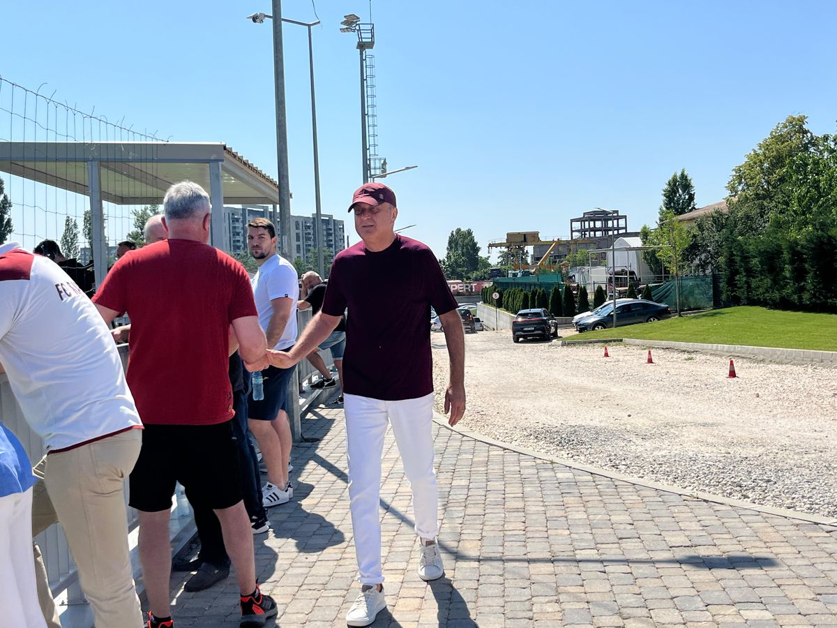 Dan Șucu, la meciul dintre Rapid U16 și U Cluj U16