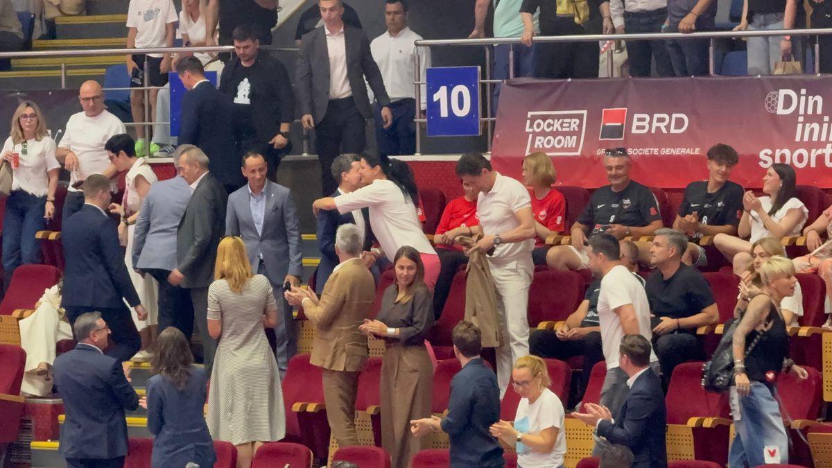 Președintele Nicușor Dan s-a ținut de cuvânt și a venit la Gala Neagu: cum a reacționat sala când și-a făcut apariția