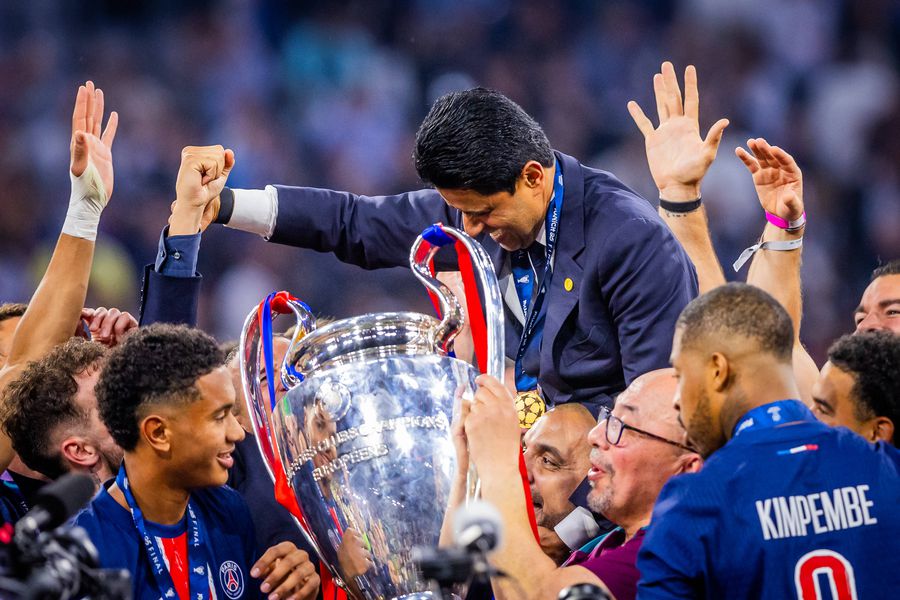 Nasser Al-Khelaifi, sărbătorind câștigarea Ligii Campionilor alături de jucătorii săi // FOTO: Getty Images Nasser Al-Khelaifi nu-l iartă pe Kylian Mbappe: „E mai ușor să marchezi în La Liga decât în Ligue 1”