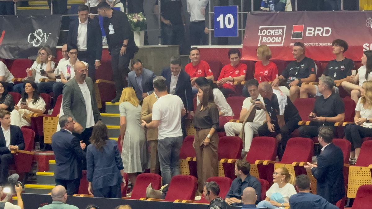 Președintele Nicușor Dan s-a ținut de cuvânt și a venit la Gala Neagu: cum a reacționat sala când și-a făcut apariția