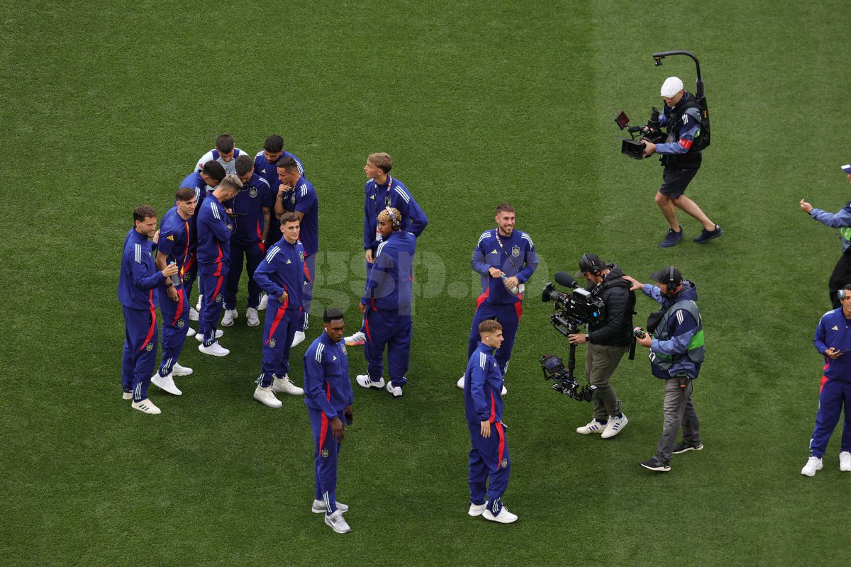 „Siuuuuuu” » Cadru cu cadru: ce s-a întâmplat pe Allianz Arena, imediat după ce Cristiano Ronaldo a ieșit pe teren pentru finala cu Spania