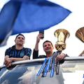 Francesco Acerbi pleacă de la Inter (dreapta) / foto: Imago Images