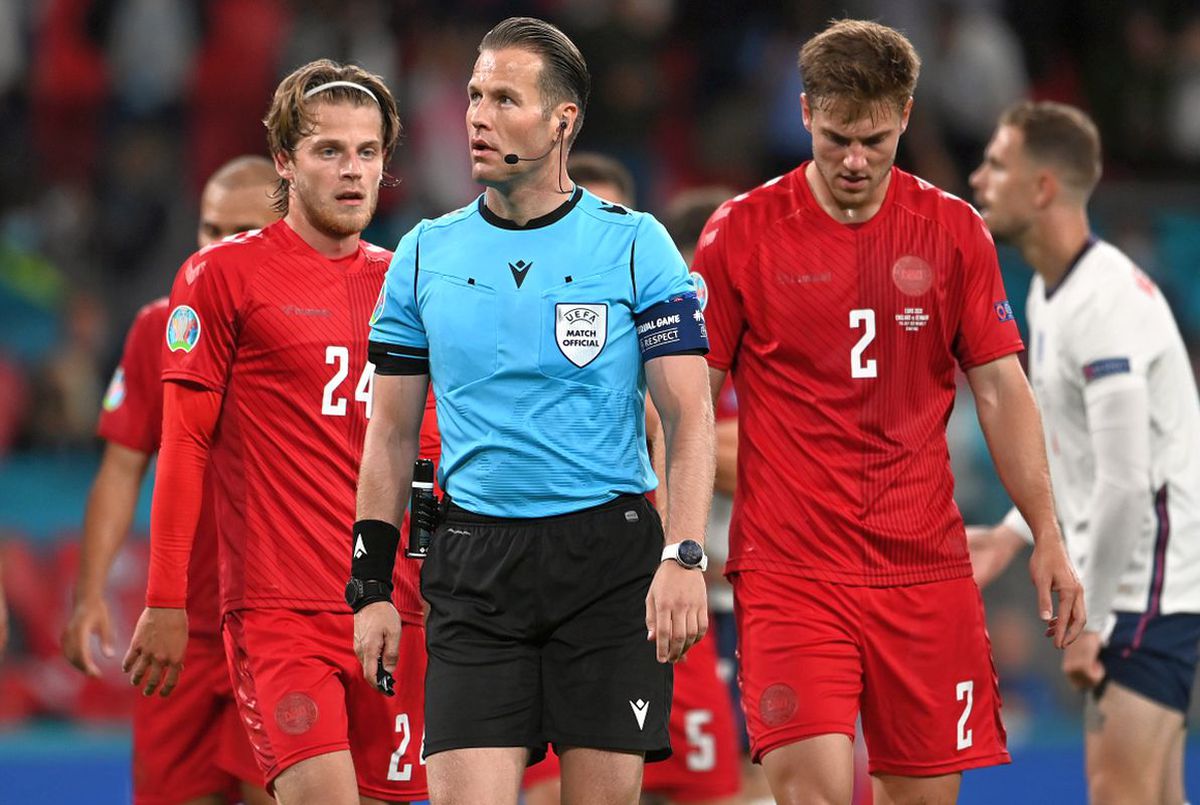 Arbitrul care a eliminat-o pe Danemarca a mai avut un scandal imens în acest an: „Scuze pentru o greșeală teribilă”