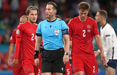 Arbitrul care a eliminat-o pe Danemarca a mai avut un scandal imens în acest an: „Scuze pentru o greșeală teribilă”