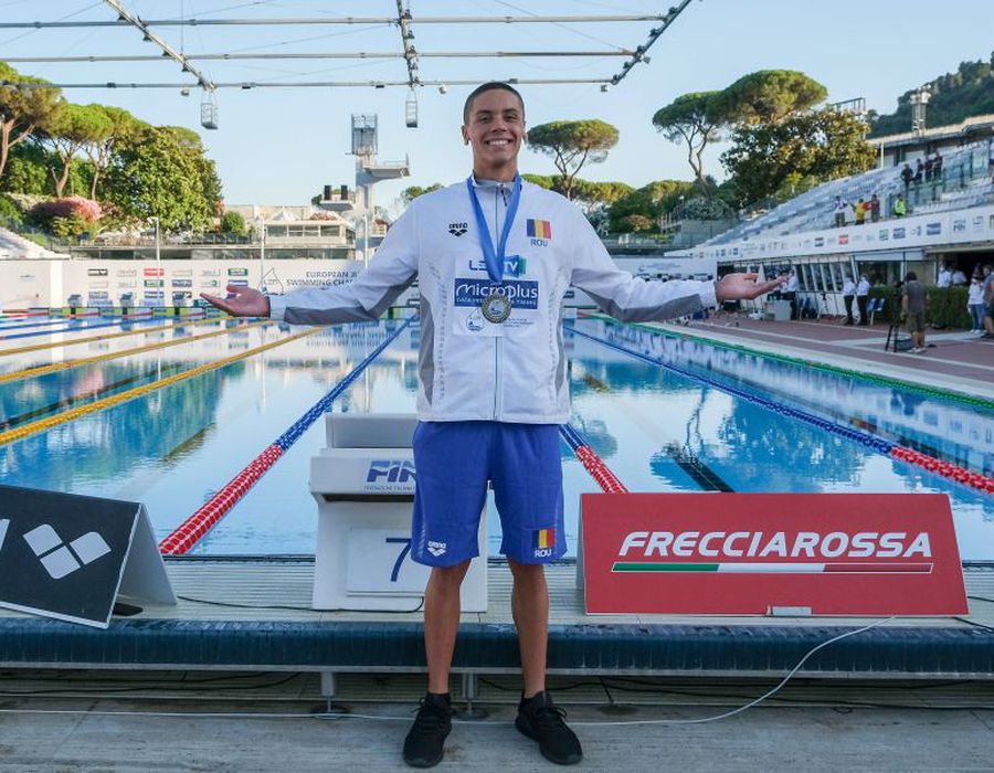 David Popovici A CaÈ™tigat Titlul European De Juniori Cu Un Nou Record Mondial Are Cel Mai Bun Timp Mondial Al Anului