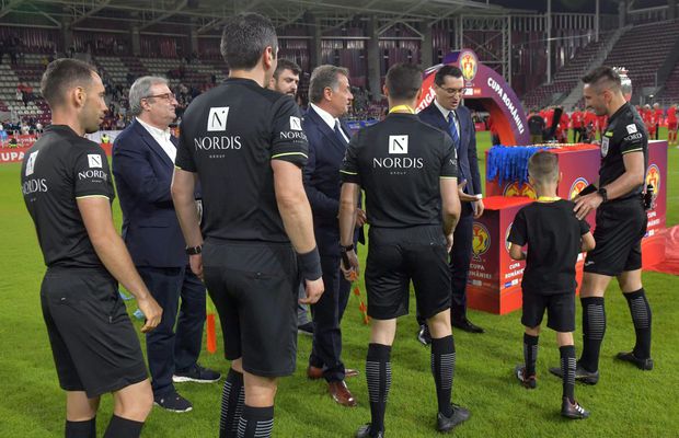 Decizie-șoc înainte de primul sezon cu VAR: șeful proiectului, scos din CCA! Vassaras vrea să-l dea afară de tot, dar e INTANGIBIL!