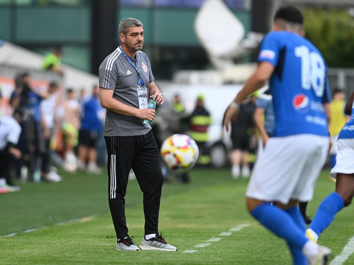 Fotbalistul după care tânjește Gică Hagi: „Nu plâng după nimeni, dar s-a văzut cel mai acut că nu-l avem! De aici a plecat totul”