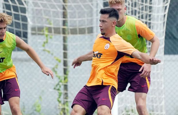 Galatasaray și-a anunțat lotul de 31 de jucători pentru stagiul din Austria » Ce se întâmplă cu Olimpiu Moruțan și Alexandru Cicâldău