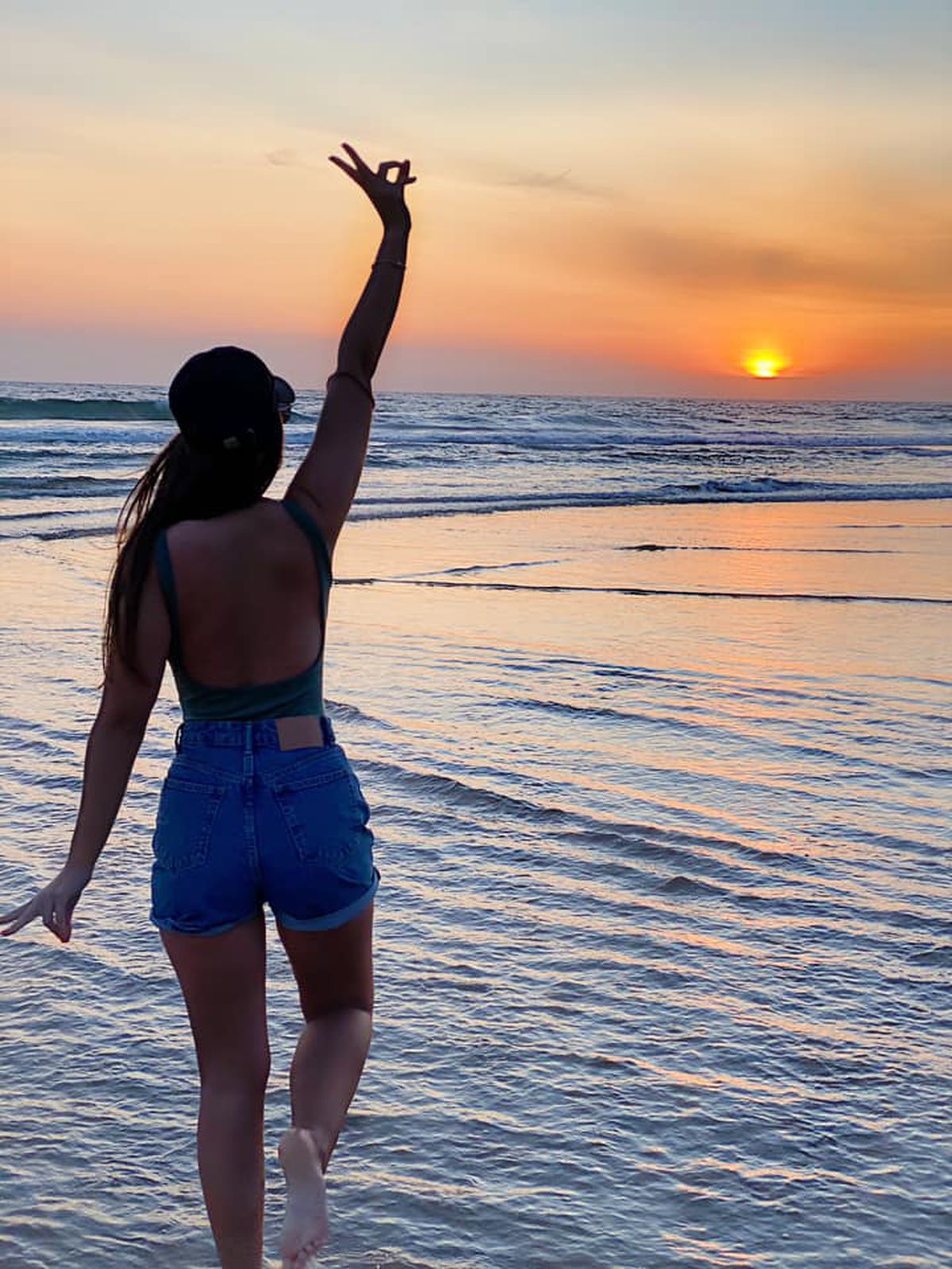 Goncalo Gregorio, noul atacant al lui Dinamo, și-a dus iubita la mare: Ines face senzație pe plajă!