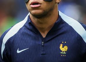 Carnaval german. Kylian Mbappe a ajuns la a cincea mască! » Opinia unui adversar: „Se asfixiază și nu poate juca decât la maximum 80% din capacitate!”