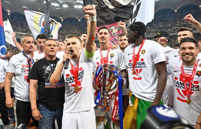 FCSB anunță o decizie majoră: „Altfel, toți ne fac zob” » Precedent periculos pentru roș-albaștri