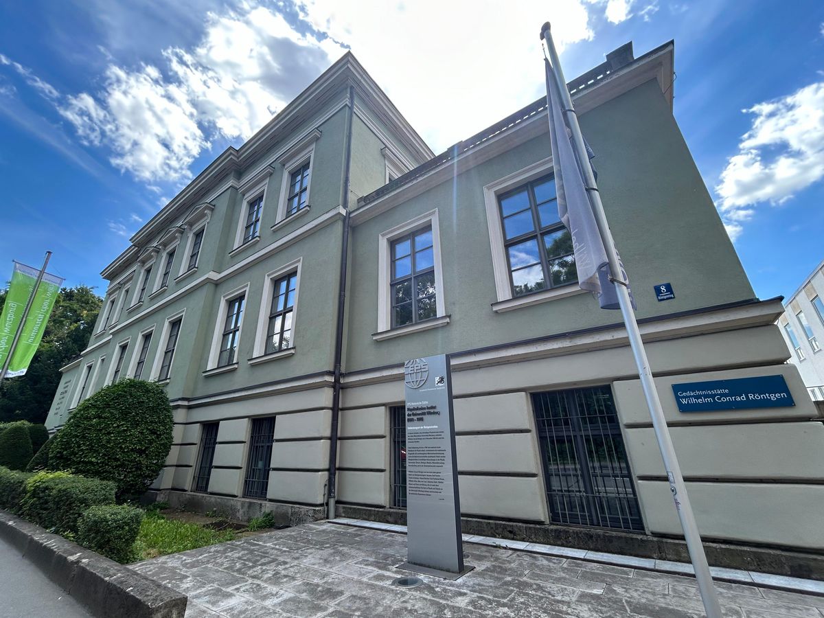 Nowitzki, „tricolori”, X-rays » Am vizitat laboratorul din Würzburg unde au luat naștere razele X: povestea descoperirii lui Wilhelm Röntgen și 5 curiozități despre viața lui