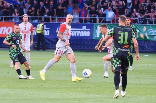 FCSB - Corvinul Hunedoara / 04.07.2024 / FOTO: Ionuț Iordache (GSP.ro)