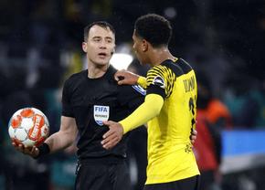 Federația germană riscă un scandal monstru! Ce arbitru a trimis la meciul Borussiei Dortmund