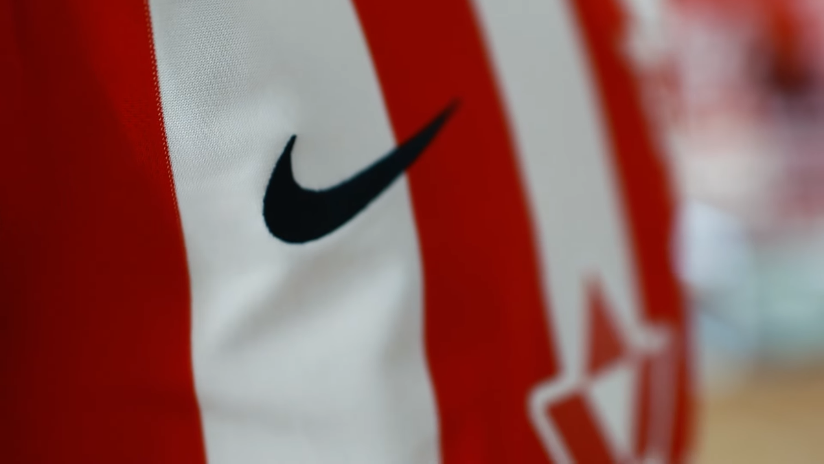 Au schimbat sponsorul tehnic și au cel mai apreciat echipament din Superliga: „În sfârșit! Tricouri de legendă!”