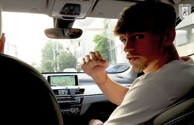 Al doilea transfer al zilei la Craiova: prezentat din mașină