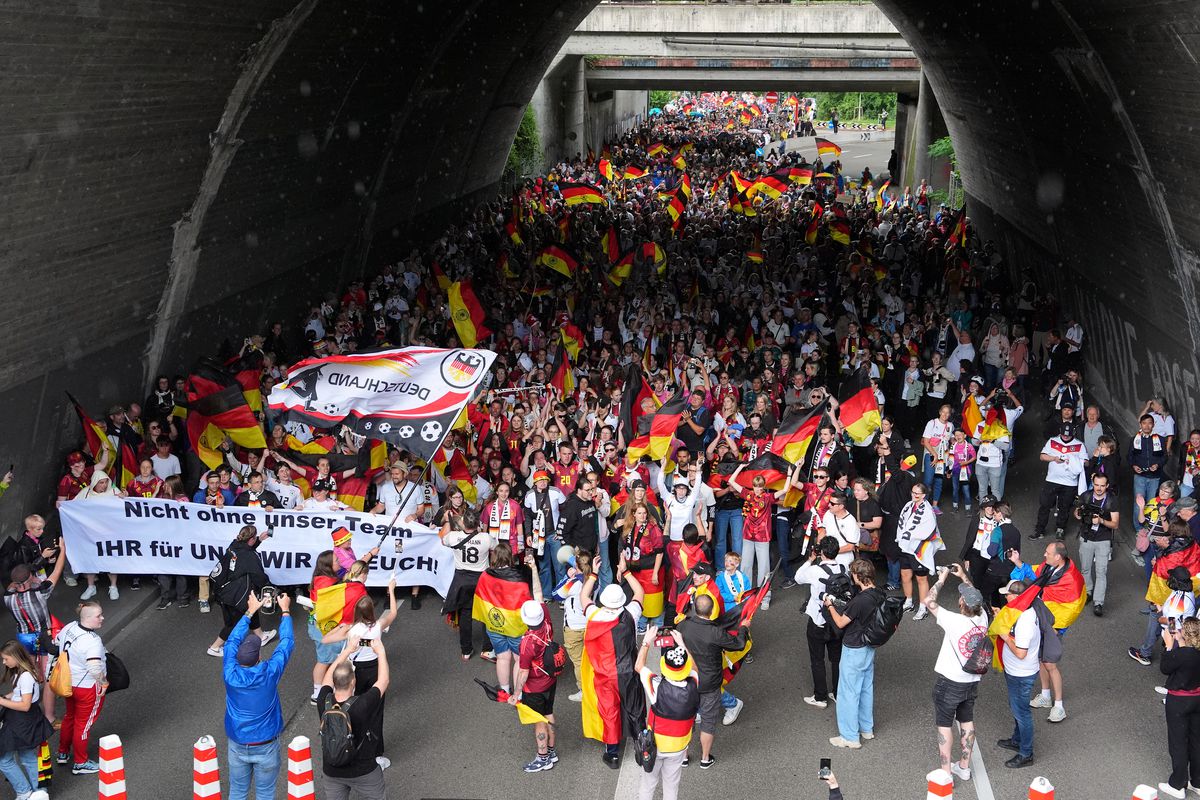 Record la Euro de fotbal feminin » S-a scris istorie pe stadionul din Basel