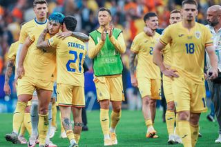 Tensiuni la națională?! Mircea Lucescu dă din casă: „M-a întrebat de ce i-am dat banderola de căpitan”