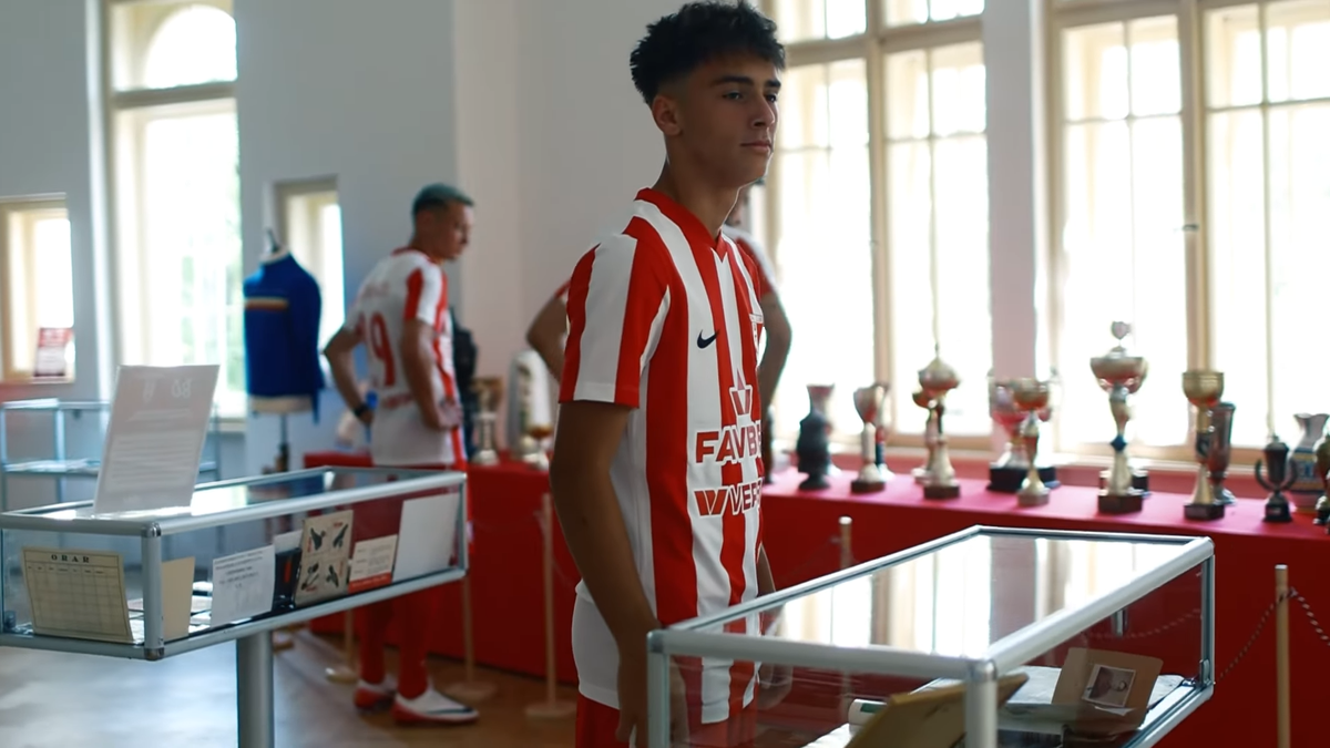 Au schimbat sponsorul tehnic și au cel mai apreciat echipament din Superliga: „În sfârșit! Tricouri de legendă!”