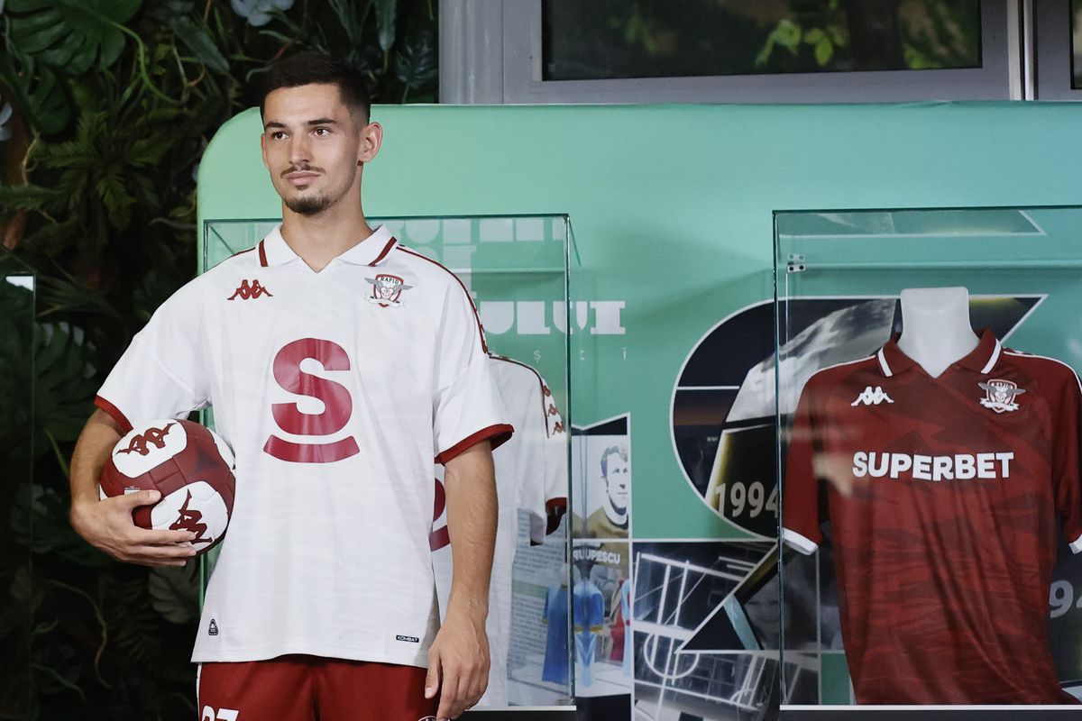 Se schimbă tricourile controversate de la Dinamo și Rapid: „Am decis să lucrăm la alt design”