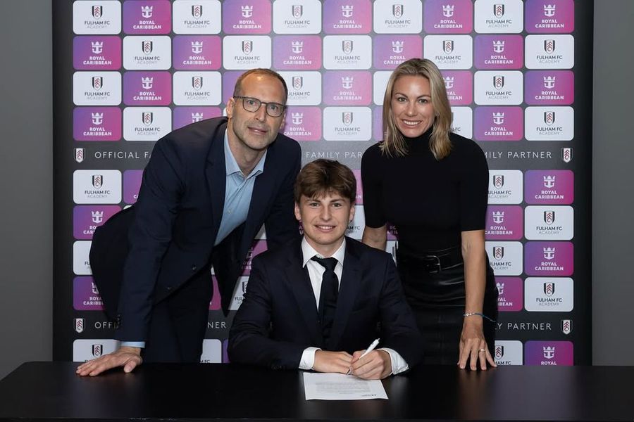 Damian Cech, fiul lui Petr Cech, a semnat cu Fulham / Foto: Instagram Fiul legendarului Petr Cech a semnat în Premier League: este tot portar