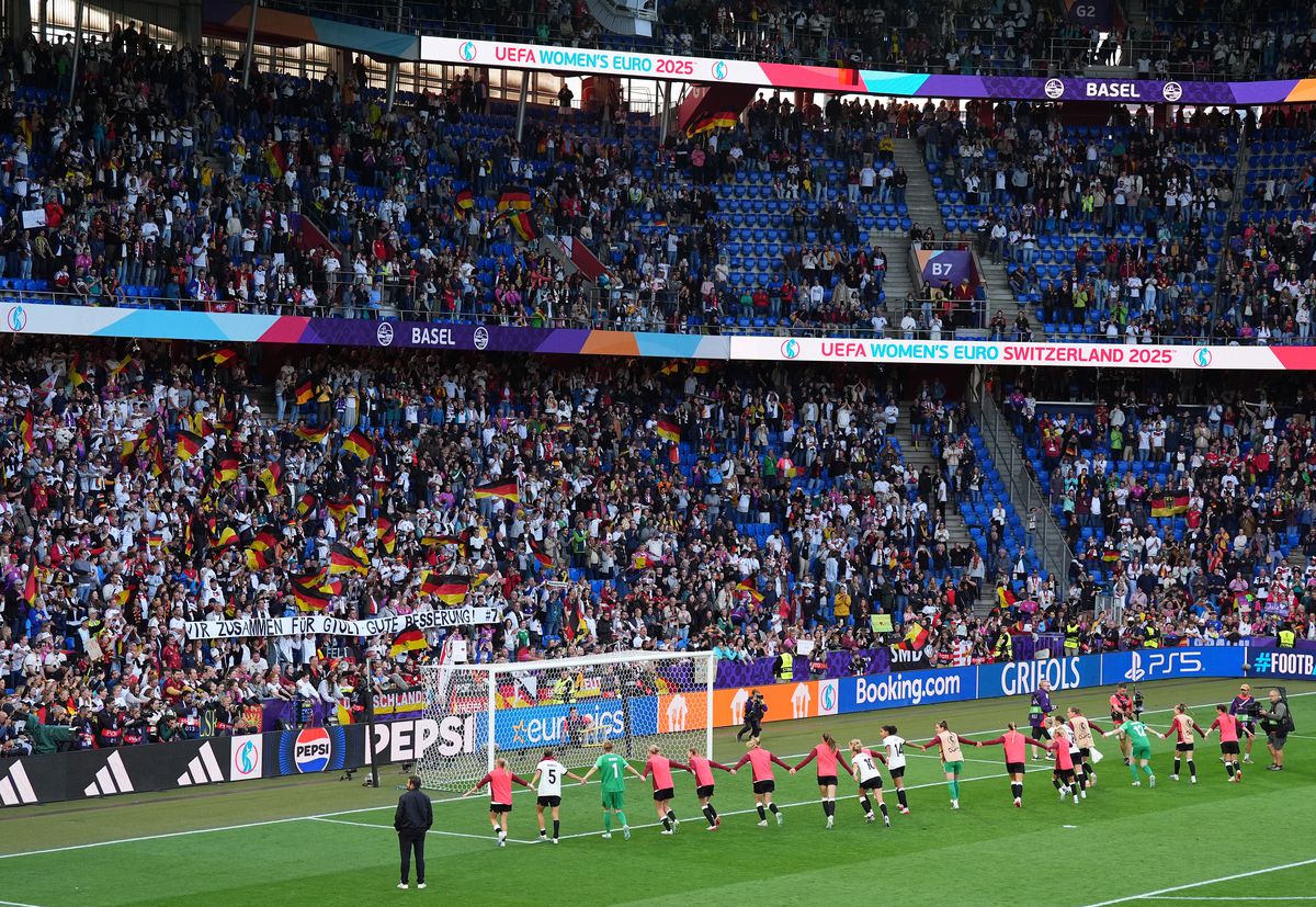 Record la Euro de fotbal feminin » S-a scris istorie pe stadionul din Basel