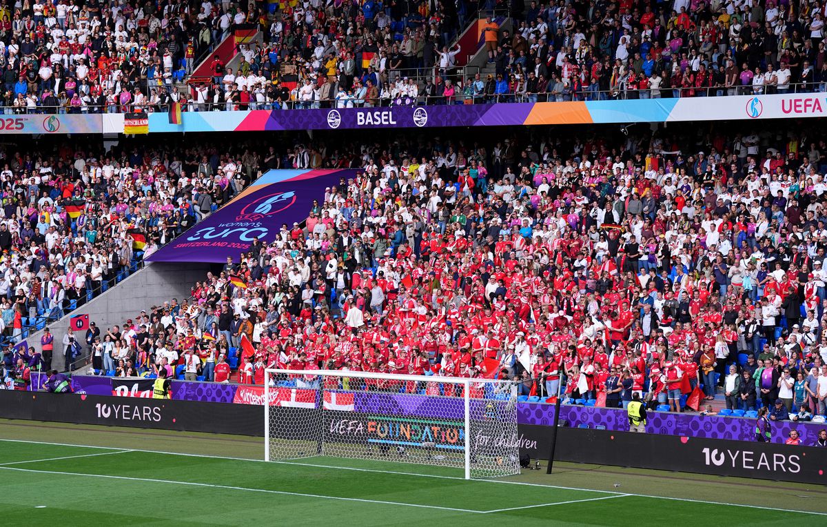 Record la Euro de fotbal feminin » S-a scris istorie pe stadionul din Basel