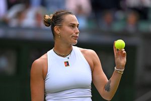 „Bătălia sexelor” în tenis » Sabalenka va juca contra celui mai controversat tenismen, într-un meci cu reguli speciale