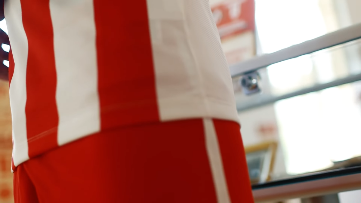 Au schimbat sponsorul tehnic și au cel mai apreciat echipament din Superliga: „În sfârșit! Tricouri de legendă!”