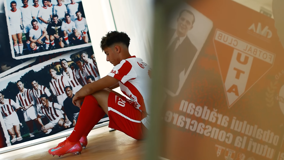 Au schimbat sponsorul tehnic și au cel mai apreciat echipament din Superliga: „În sfârșit! Tricouri de legendă!”