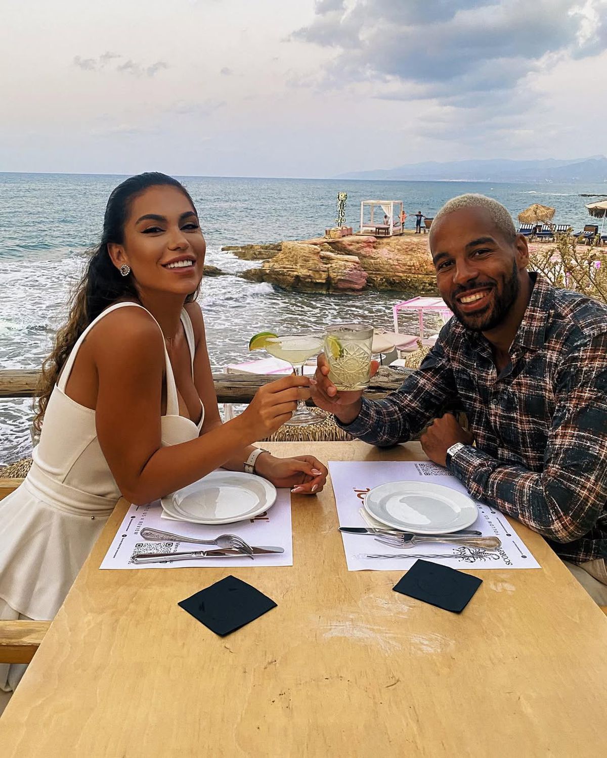 Camerunezul transferat de Dinamo surprinde: „Îi urmăresc de 5 ani, locuim în Berceni”