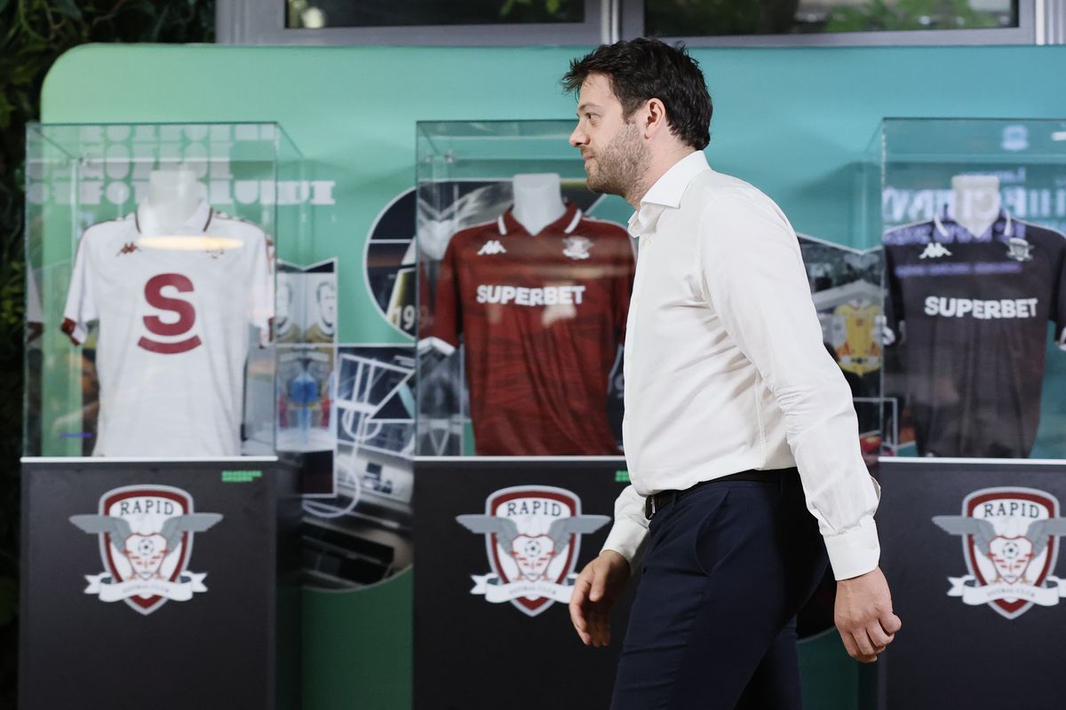 Se schimbă tricourile controversate de la Dinamo și Rapid: „Am decis să lucrăm la alt design”