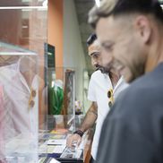FCSB, conferință de presă și sesiune de autografe la Muzeul Fotbalului