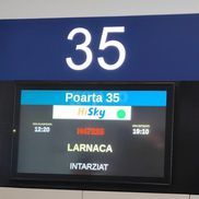 Imaginile de pe aeroportul Otopeni, după ce zborul spre Larnaca a fost amânt ore în șir