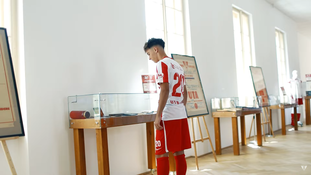 Au schimbat sponsorul tehnic și au cel mai apreciat echipament din Superliga: „În sfârșit! Tricouri de legendă!”