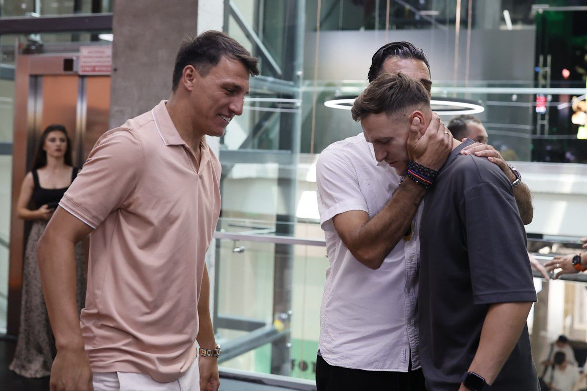 FCSB, conferință de presă și sesiune de autografe la Muzeul Fotbalului