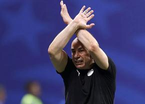 Cârțu, Mourinho, Hassan » Ce înseamnă gestul controversat făcut de selecționerul Egiptului în minutul 90+3