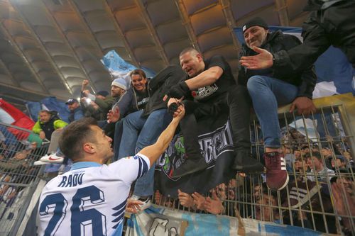 Ștefan Radu, românul lui Lazio, are o relație apropiată cu liderii huliganilor lui Lazio // foto: Guliver/Getty Images