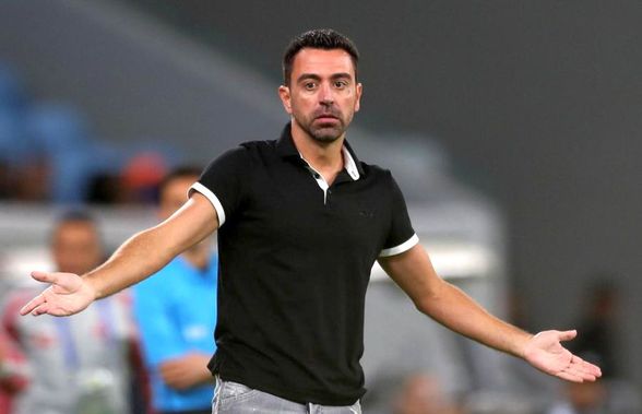 VIDEO Xavi, criză de nervi la primul meci oficial ca antrenor » A șutat cu sete într-o minge și a rămas desculț!