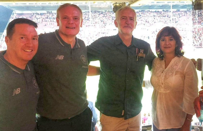 Apariție-surpriză la CFR - Celtic 1-1 » Liderul laburist Jeremy Corbyn a fost la meci! Ce jucător a remarcat politicianul + The Sun a titrat: „Autogol!”