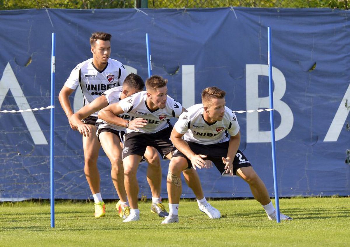 Antrenament și conferință Dinamo