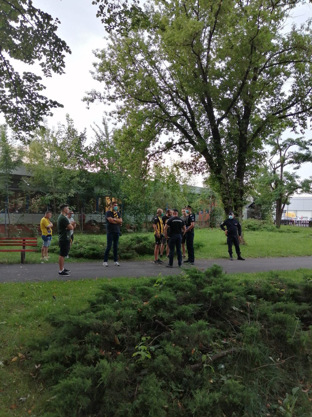 FOTO Reunire amânată la Brașov! Jandarmeria nu și-a dat acordul, din cauza numărului mare de fani