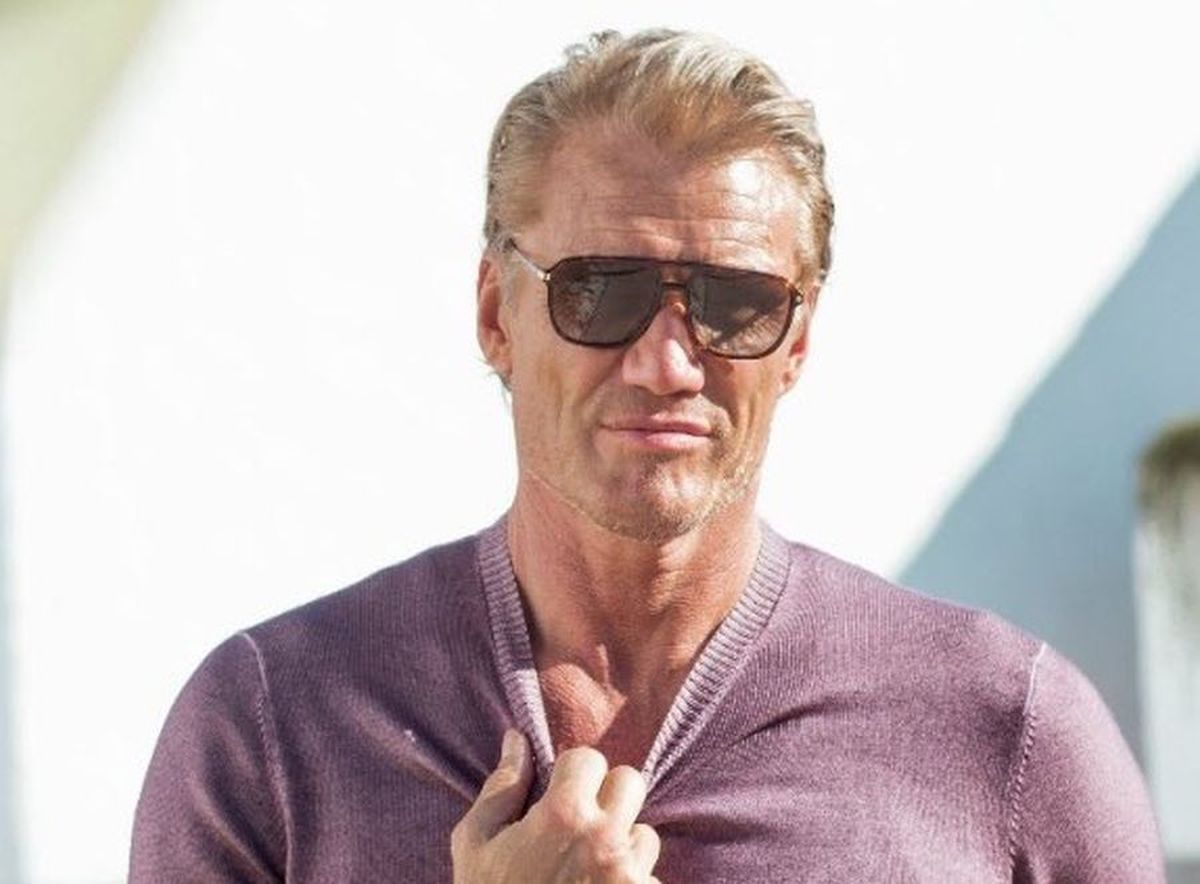 „Cât a îmbătrânit!” » Dolph Lundgren, apariție de senzație pe plajă, cu iubita cu 38 de ani mai tânără